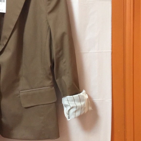 7th Ave Suiting Collections Jacket - Picture 4 of 6